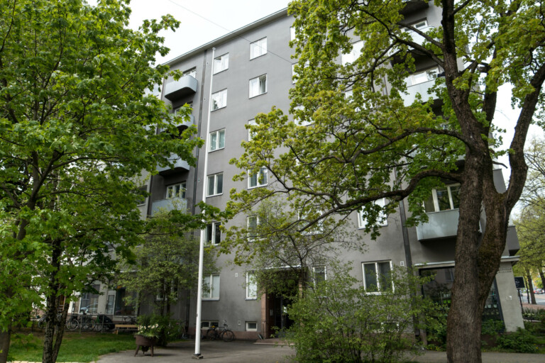Taloyhtiön julkisivu